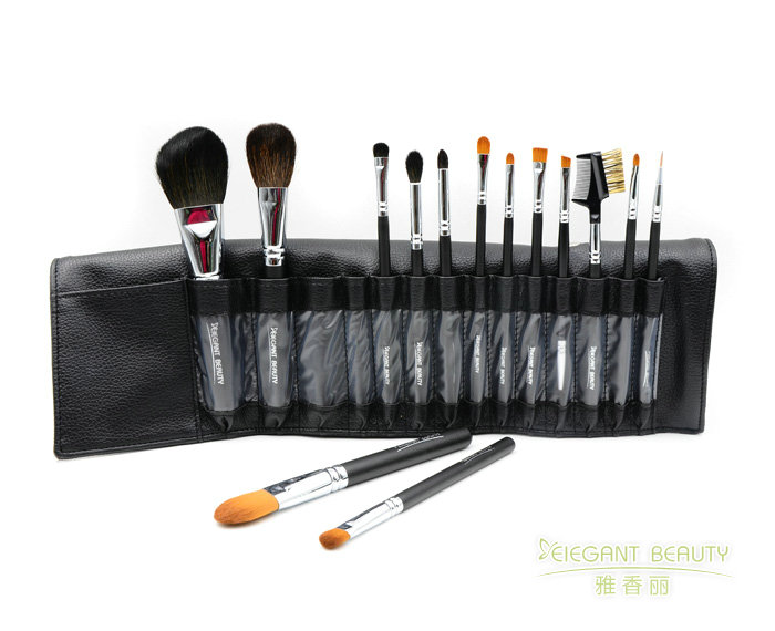 91免费版网址套裝中的刷子如何適應不同的化妝品類型？